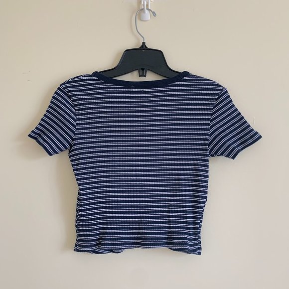 🖤Navy Striped Crop Top🖤 - Picture 3 of 4